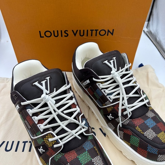 Men’s Louis Vuitton, LV trainer sneakers, Damier pattern Virgil Abloh size 10 - Picture 13 of 13